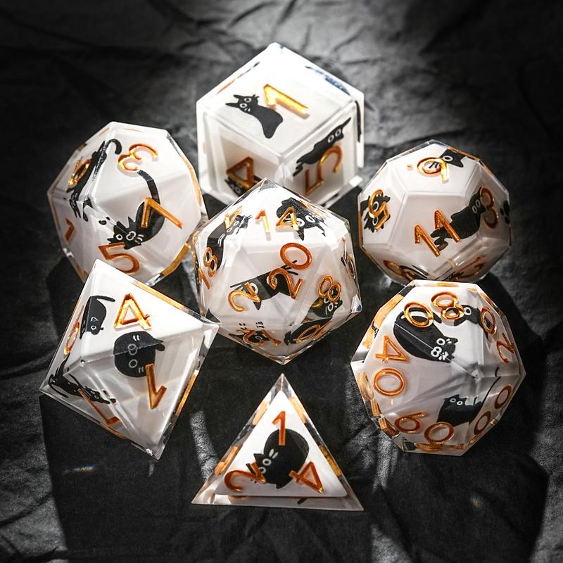 Exclusive design: Cat pattern dice to make your game more fun!