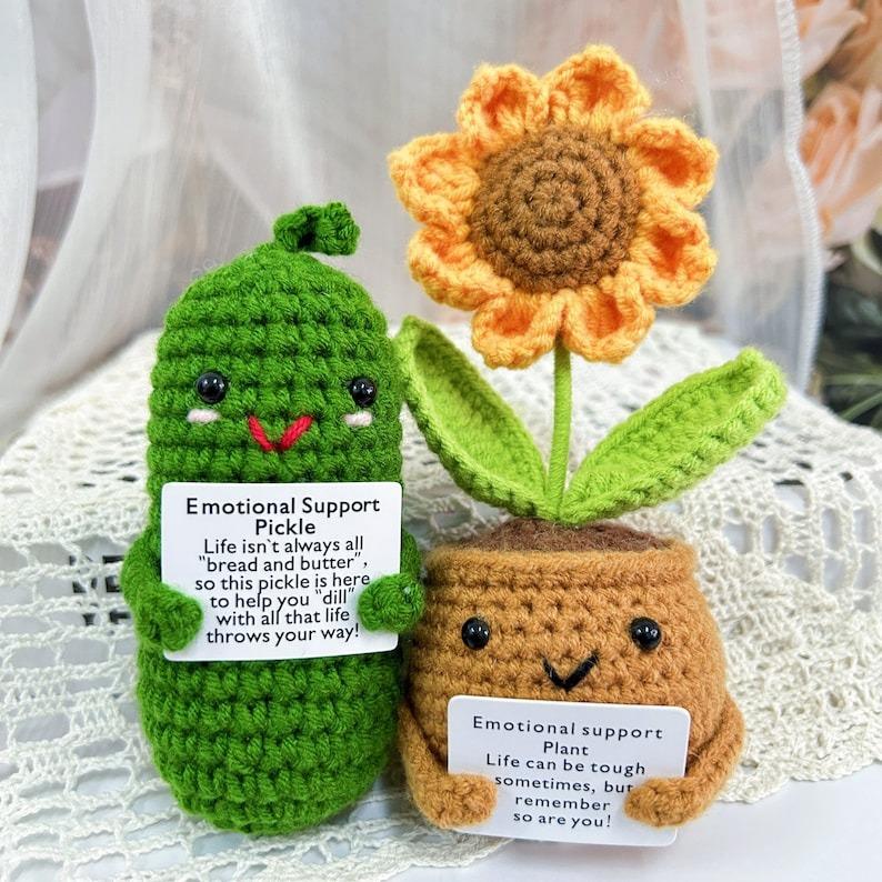 2PCS Gift Set Handmade Crochet Pickle with Warmming Sunflower-Emotional Support Pickle-Emotional Support Plant-Caring Gift-Mother's Day Gift