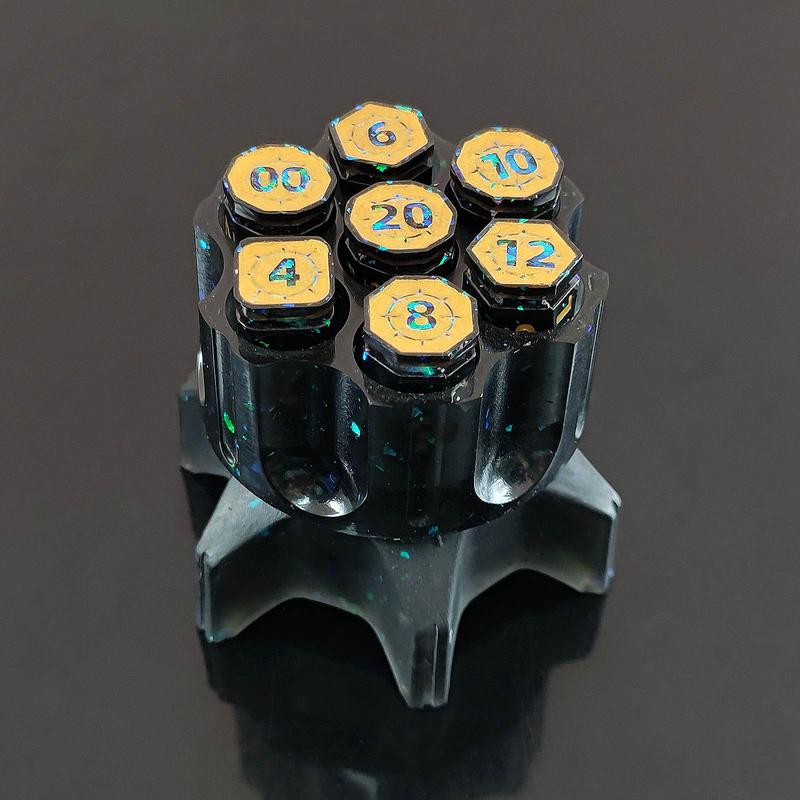 Resin Dice, Beautifully Packaged In A Tin Box, Rotating Revolver Shape, 7 Bullet Dice, Rotatable, Suitable For All Kinds Of Tabletop Games, Gifts For Family, Halloween Christmas Gifts.