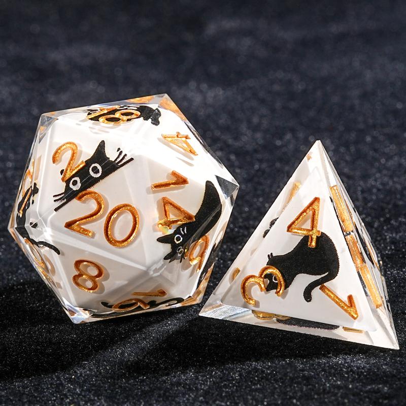 Exclusive design: Cat pattern dice to make your game more fun!