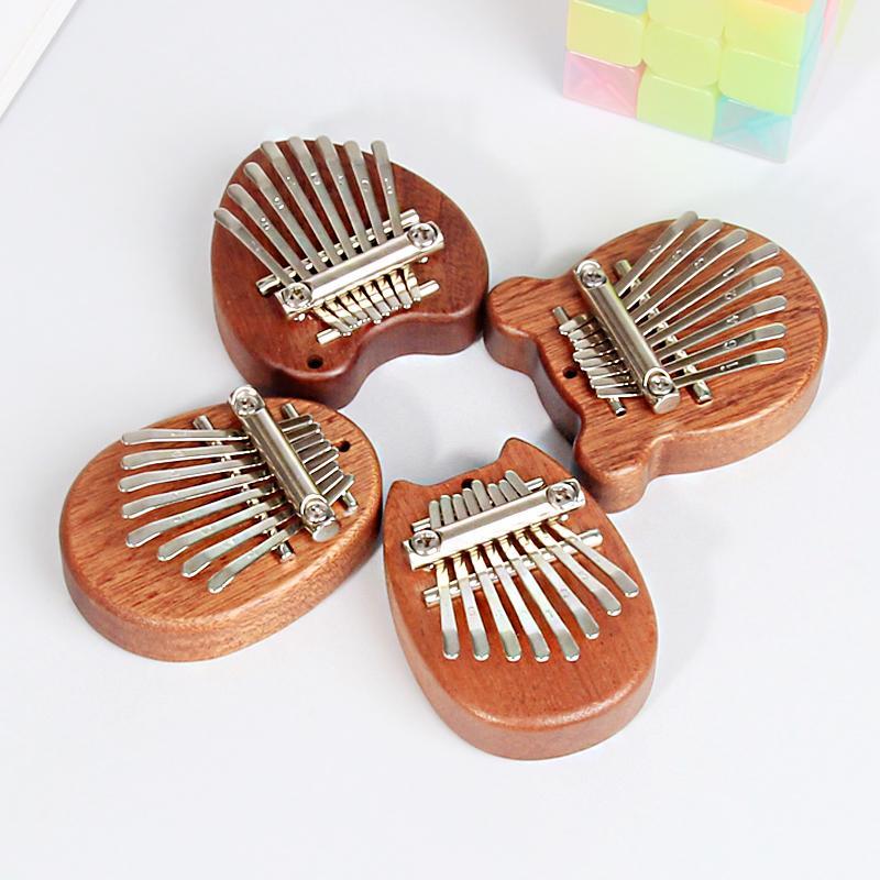 Cute Shaped Mini 8-tone Thumb Piano, 1 Count Musical Instrument for Children & Adults