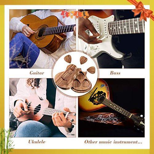 Boao Guitar Pick Box Holder with 3 Pcs Wooden Guitar Picks, Wooden Collector Engraved Guitar Pick Box Classical Triangle Guitar Picks for Present Music Instrument Guitar Bass(Classic)