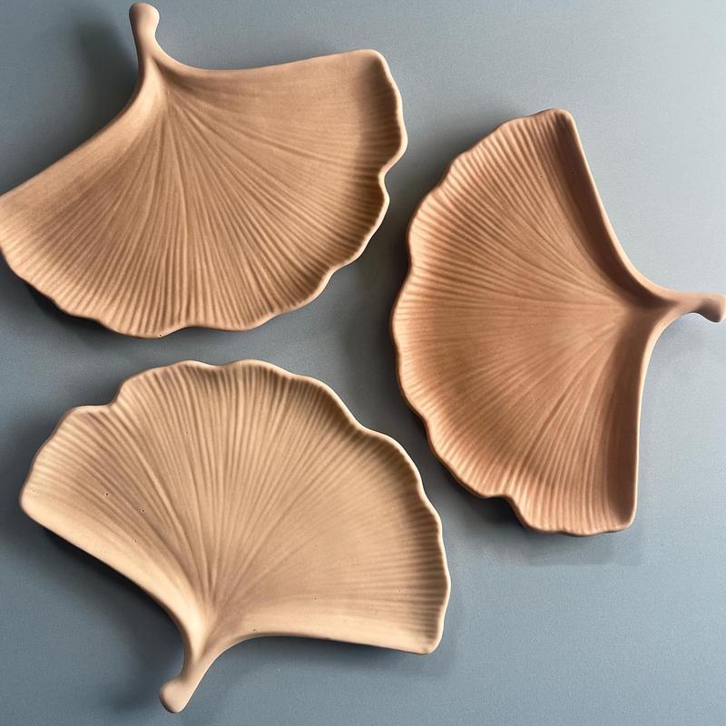 Ginkgo Leaf Shaped Silicone Mold, 1 Count DIY Resin Casting Mold, Handmade Jewelry Storage Plate Mold, DIY Craft Supplies