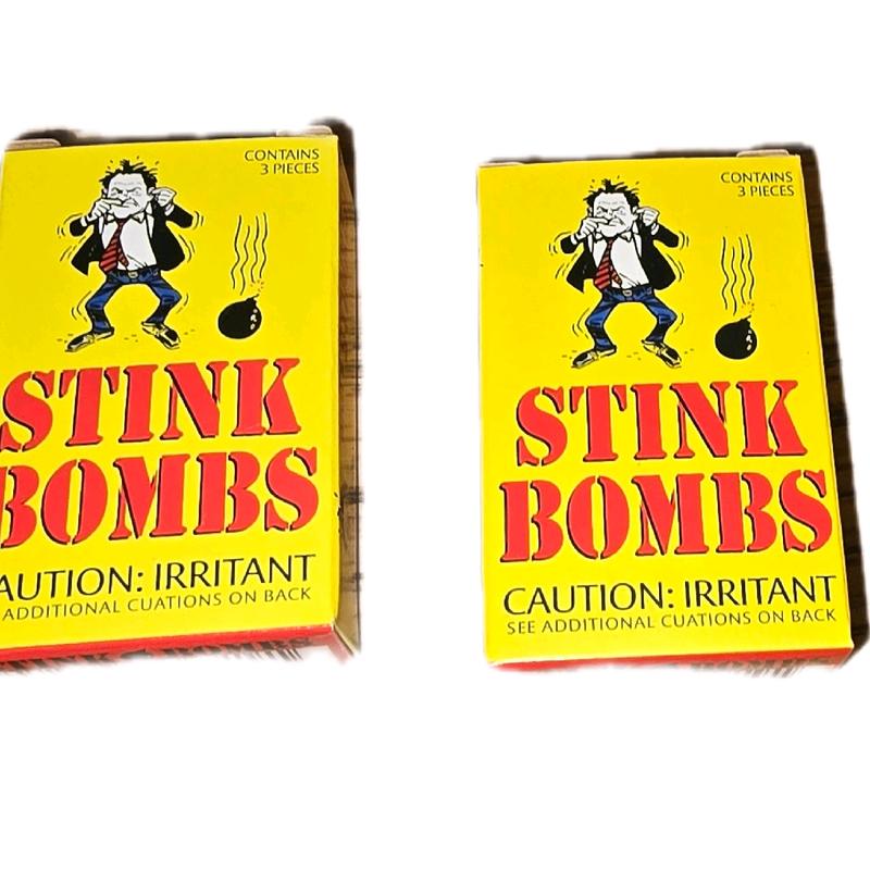 Stink Bombs - Rotten Fart Smell - Novelty Toy for Gag Joke Prank - Perfect for a Funny Prank