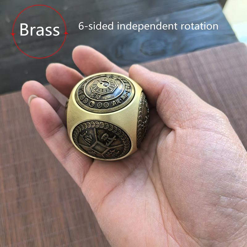 Brass Dice Large Fingertip Gyro, Brass Decompression Cube Dice Large Fingertip Gyro Good Luck 6-Side Bearing Rotatable Walking Negative Energy Adult Toy Gift