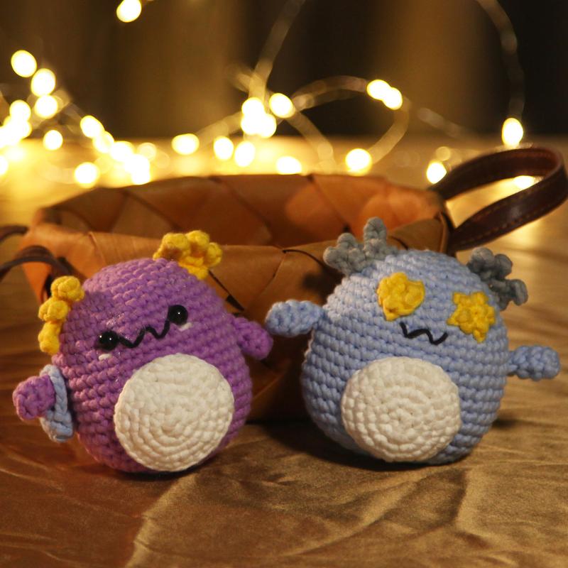 CrochetBox Crochet kit for Beginners Axolotl - Starter Amigurumi Set, Crochet Axolotl, All You Need in, Step by Step Video Tutorials, Instructions, Birthday Holiday Gift for Adults Teens