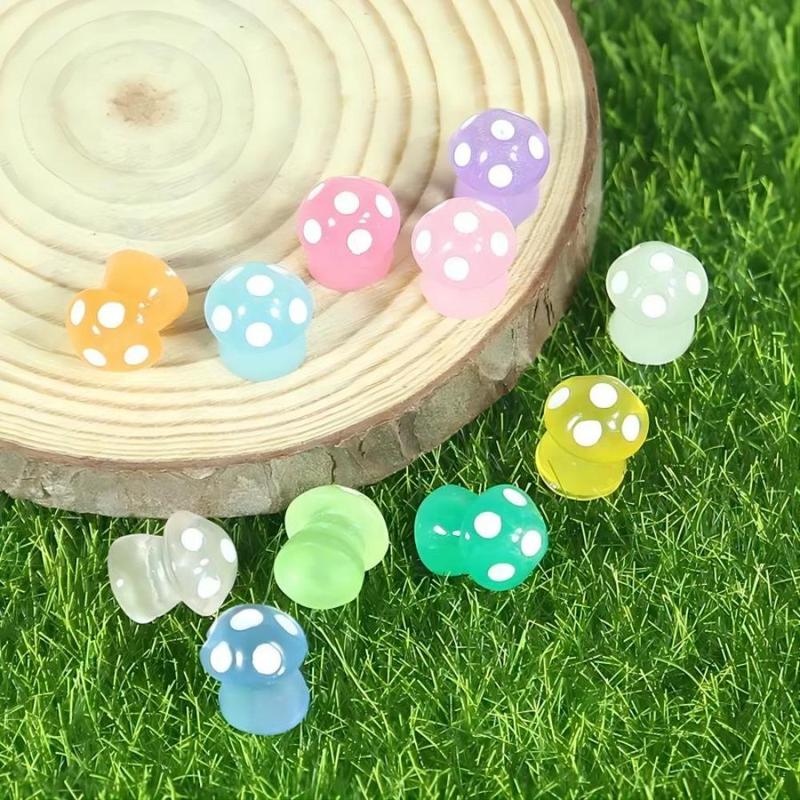 Random Color Mushroom Shaped Glowing Bead, 20 50 100pcs Cute Mini Cartoon Little Mushroom Diy Resin Set, Party Decoration Supplies