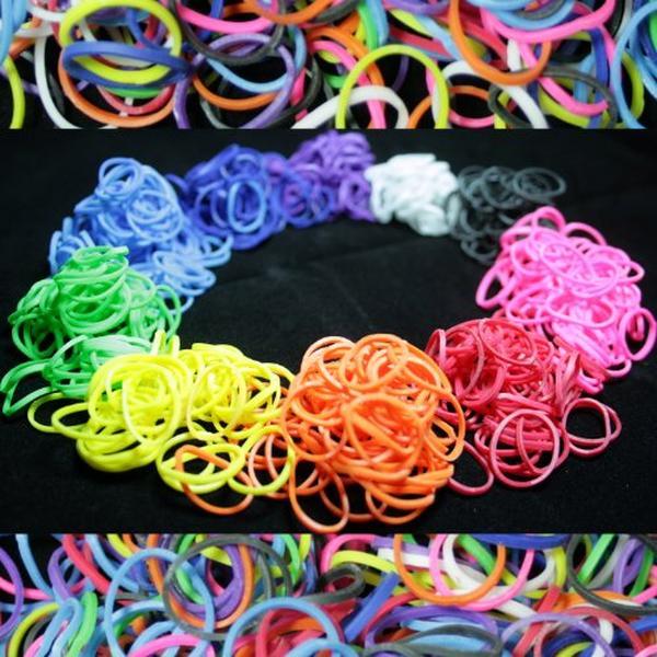 Bluedot Trading 600 Piece Multi-Color Rubber Band Loom Band Set and 25 Clear S-Clips for Kids DIY Arts and Crafts, Rainbow Friendship Bracelet Refill Pack