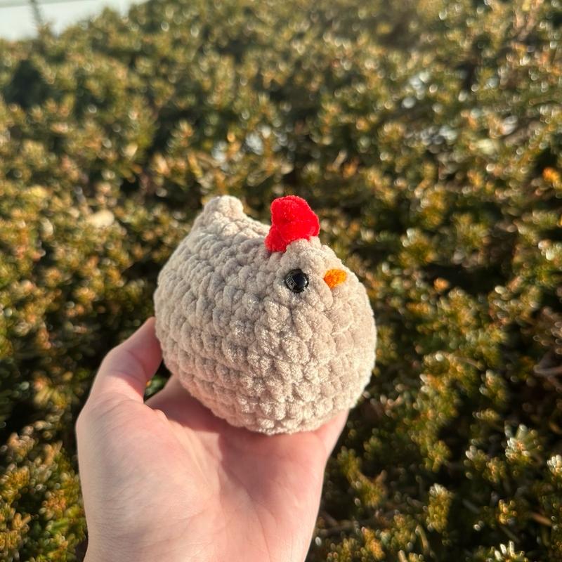 (Multiple colors) hand-crocheted chicken!