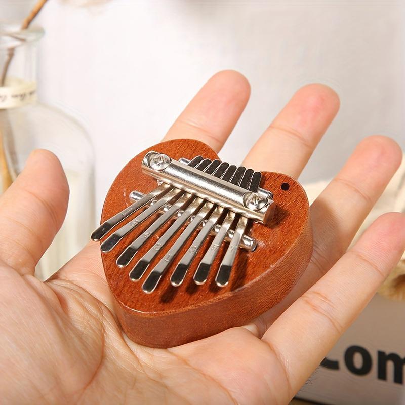 8-key Mini Wooden Kalimba, Exquisite Heart Shaped Finger Thumb Piano, Marimba Musical Good Accessory Pendant Gift, Christmas Gift