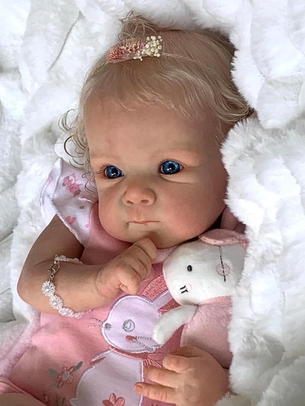 Reborn Baby Dolls Bettie 18 Inch Real Life Baby Dolls with Soft Weighted Body Reborn Gift Set for Kids Age 3+