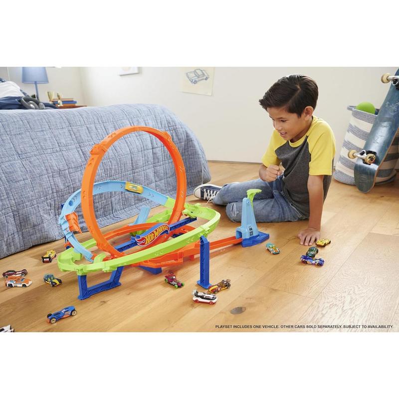 Hot Wheels Toy Car Track Set, Action Loop Cyclone Challenge Playset & 1:64 Scale Vehicle, 2 Ways to Play, Easy Storage