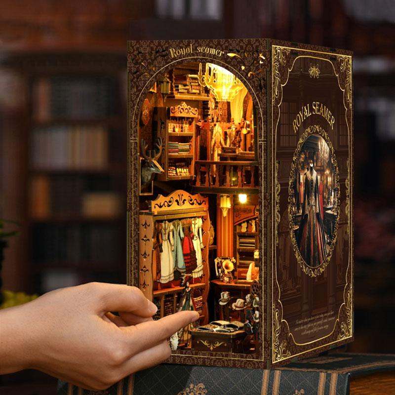 Vintage Royal Tailor Shop Design DIY Wooden Book Nook Kit, 1 Set DIY Miniature House Kit, 3D Puzzle Desktop Ornament for Adults & Teens, Stocking Fillers Gift