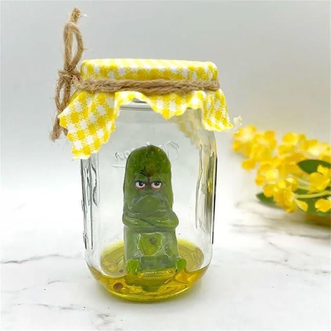 Grumpy Pickle in a Jar Sculpture DIY, Glass Screaming Pickle in a Bottle, Handmade Emotional Support Pickled Cucumber, Pickle in a Jar Decoration Gift for Pickle Lovers