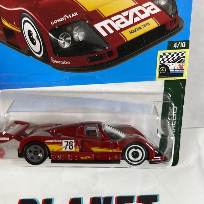 Hot wheels mazda 787B diecast car - scale 1:64