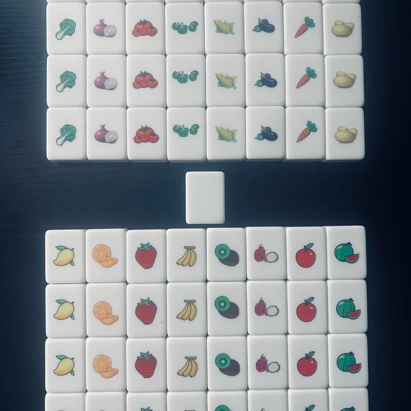 Friendly game set 65 tiles 3cm*2cm*1.4cm White Pink Fruits & Vegetables partern