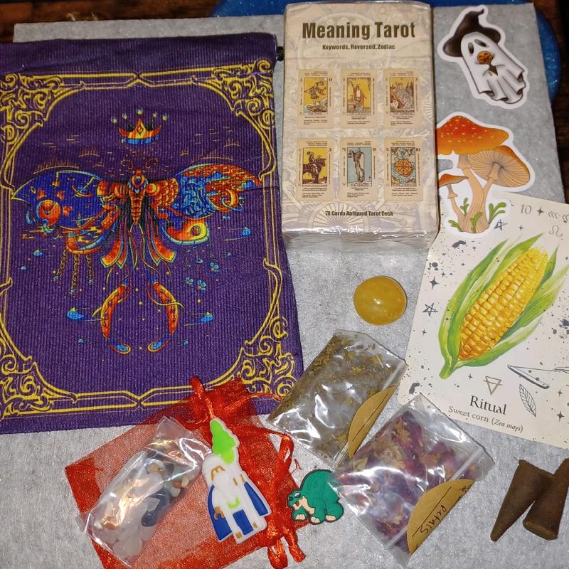 Intuitively Picked Tarot deck with bag