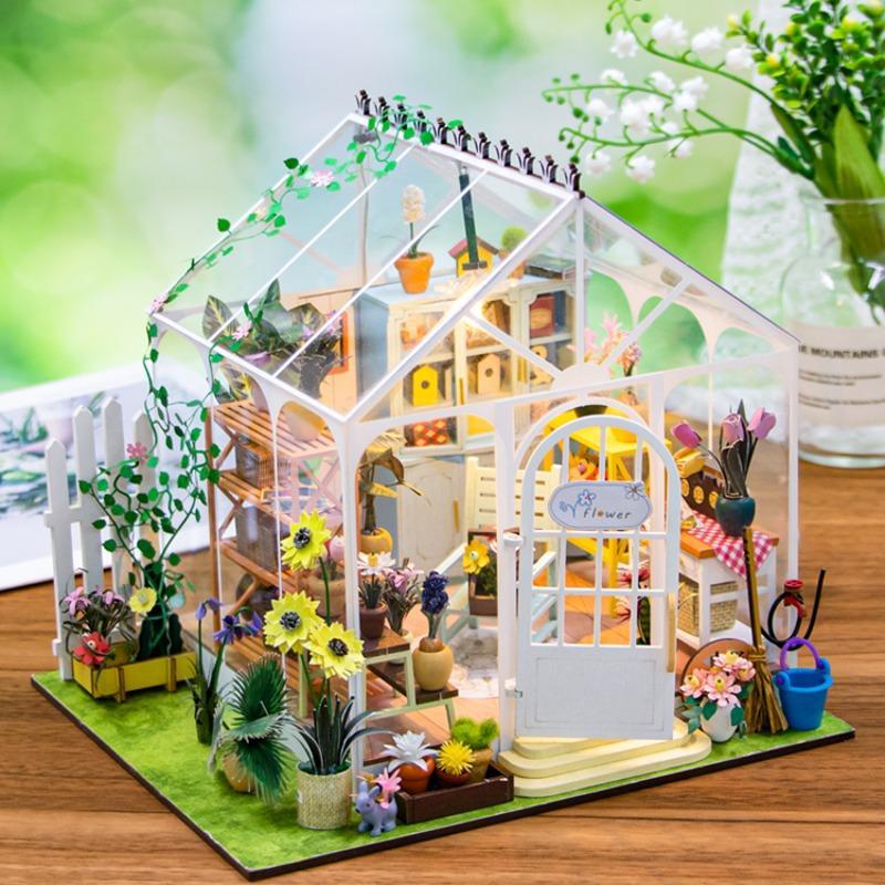 DIY Miniature House Kit, 1 Count Wooden DIY Miniature House Kit with Dust Cover, Creative Room Assembly Kit, Birthday Gift for Friends