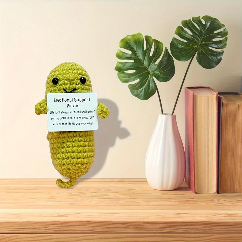 Cute Cartoon Corn & Pickle Design Crochet Doll, 2 Counts Handmade Emotional Relief Knitting Doll with Positive Card, Home Decor for School Office Dormitory