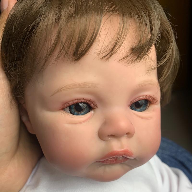 Realistic Reborn Doll, 45cm Soft Silicone Baby Doll with 3D Marble Skin and Visible Veins