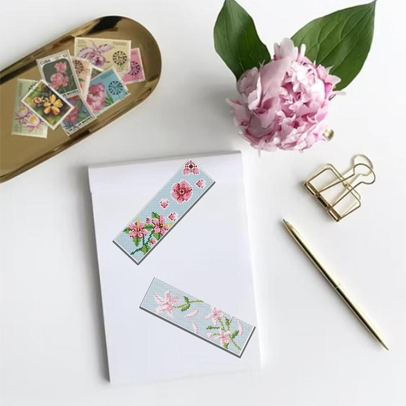 Floral Pattern DIY Cross Stitch Bookmark Kit (with Random Color Tool), 1 Set DIY Cross Stitch Kit for Beginners, Book Page Decoration, Gift for Friends [Package List As Picture Shown]