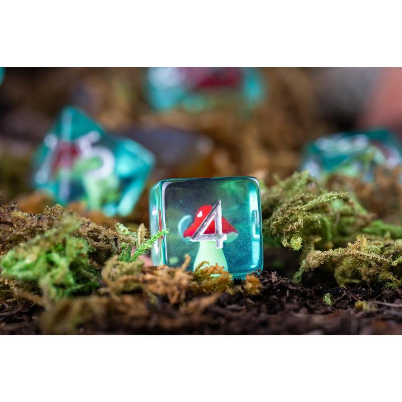 DnD dice sets: Shroom of Doom Mushroom Dice Set: Cute Polyhedral DnD Dice for Druids - Unique Gift for Dungeons and Dragons Players