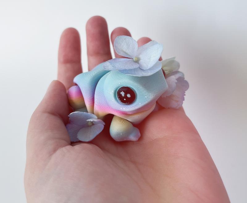 Flexi Frog with booty cheeks Figurines