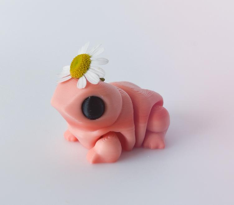 Flexi Frog with booty cheeks Figurines