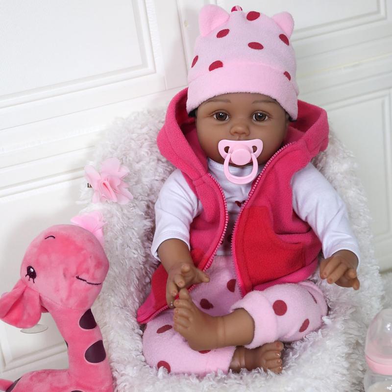 Wooroy Reborn Doll - Christmas Gift, Birthday Gift, Girl Gift, Gift Ideas, Brown Skin Doll, 22 Inches Realistic Baby Dolls That Look Real, Lifelike Vinyl African American Newborn Baby Doll Lucy with Weighted Cloth Body, Birthday Gift Toy for Kids Age 3+