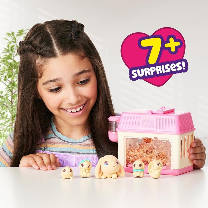 Little Live Pets - Mama Surprise Minis. Feed and Nurture a Lil' Bunny inside Their Hutch so She Can Be a Mama. She Has 2, 3, or 4 Babies with Surprise Accessories to Dress up the Babies Little Live Pets