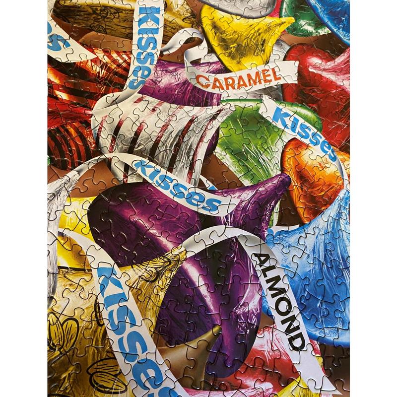 MasterPieces - Hershey's Kisses - 500 Piece Shaped Jigsaw Puzzle