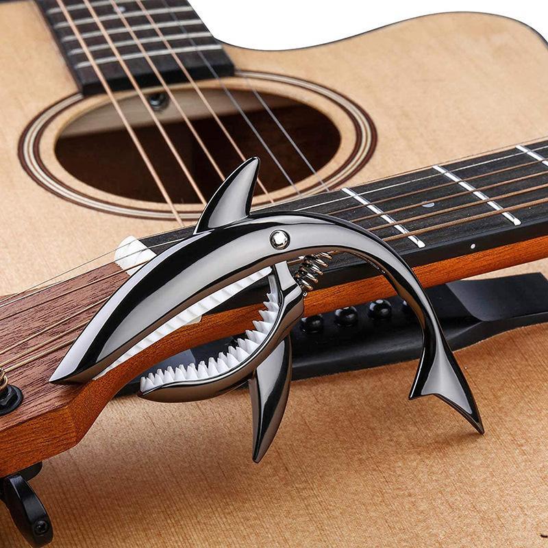 Shark Shaped Guitar Capo, 1 Count Cute Shark Design Guitar Capo, Guitar Tuner for 6 String Acoustic Electric Guitar, Bass, Mandolin, Ukulele, Christmas Gift