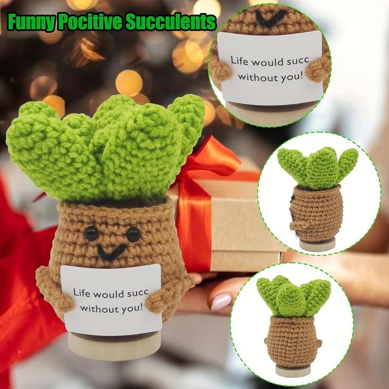 Cute Positive Emotional Support Pickle Design Knitted Wool Ornament, 1 Count Handmade Mini Funny Pickle Decor, Crochet Gift