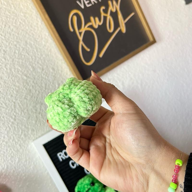 Crochet big booty toad