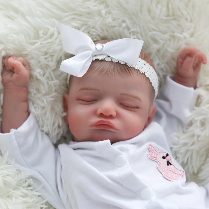 Wooroy Reborn Baby Doll - Christmas Gift, Birthday Gift, Girl Gift, Kids Gift, 18 inch Realistic Newborn Baby Girl with Lifelike Face and Limbs and a Cloth Body, Gifts for Kids Age 3 +