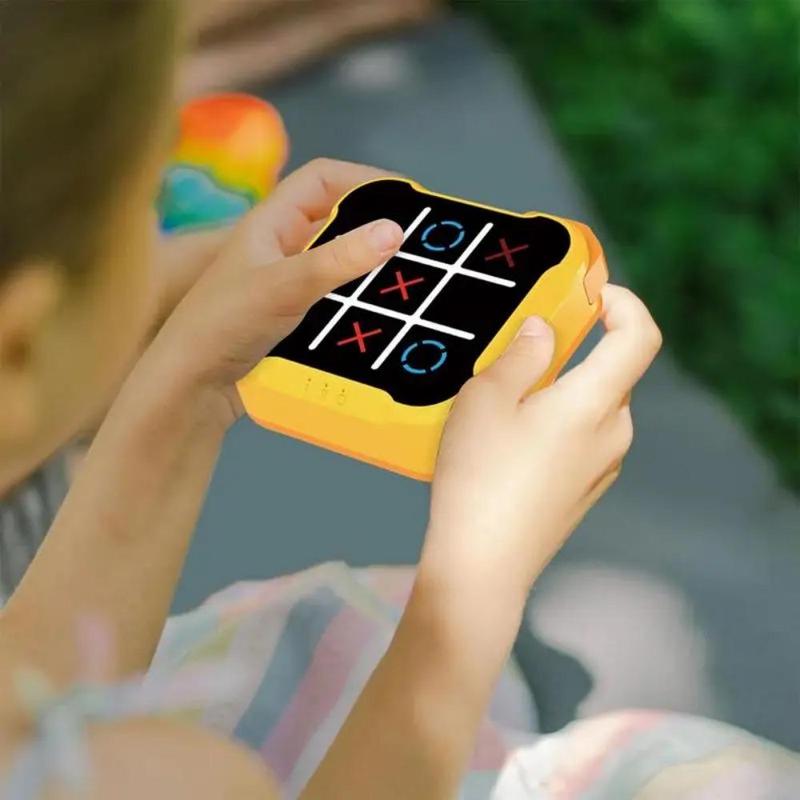 Electronic Tic-Tac-Toe Game, 1 Count Educational Chessboard, Portable Chess Board Game, Educational Chess Board for Kids & Adults