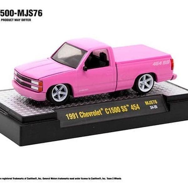 M2 Machines Chevrolet 454 Pink SS 1:64