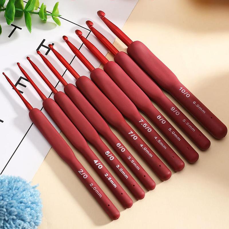 Crochet Hook Set (9pcs), 2mm-6mm Crochet Hooks with Soft Rubber Grip, Cushioned Handles Knitting Needles