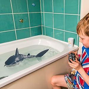 Remote Control Shark Toys ,1:18 Scale Fish with Light  Spray Water for Lake Bathroom Pool  Electric RC Boat,Christmas Gifts