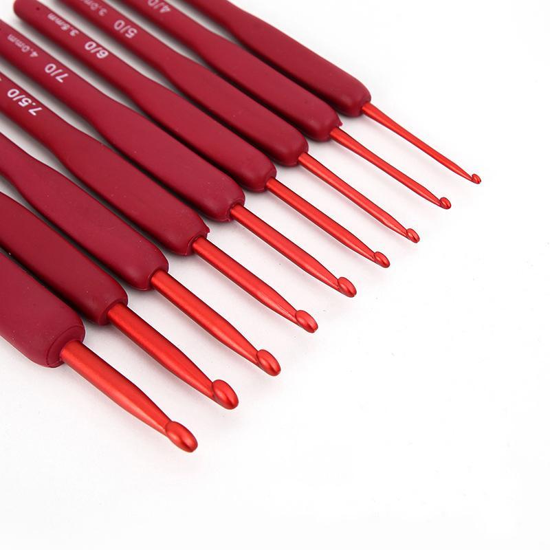 Crochet Hook Set (9pcs), 2mm-6mm Crochet Hooks with Soft Rubber Grip, Cushioned Handles Knitting Needles