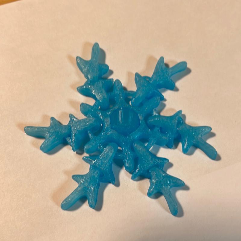 Snowflake spinner Articulated Figure - 3D Printed